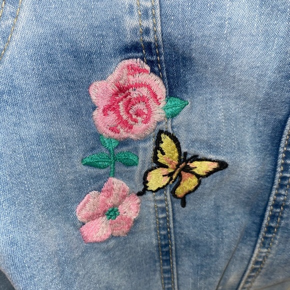 Justice embroidered jean jacket size 16/18 youth - Picture 4 of 6